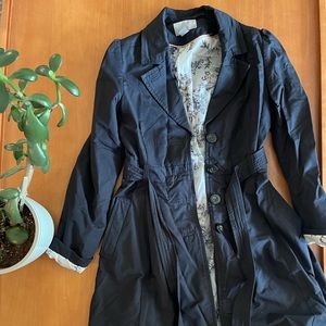 Black dress trenchcoat